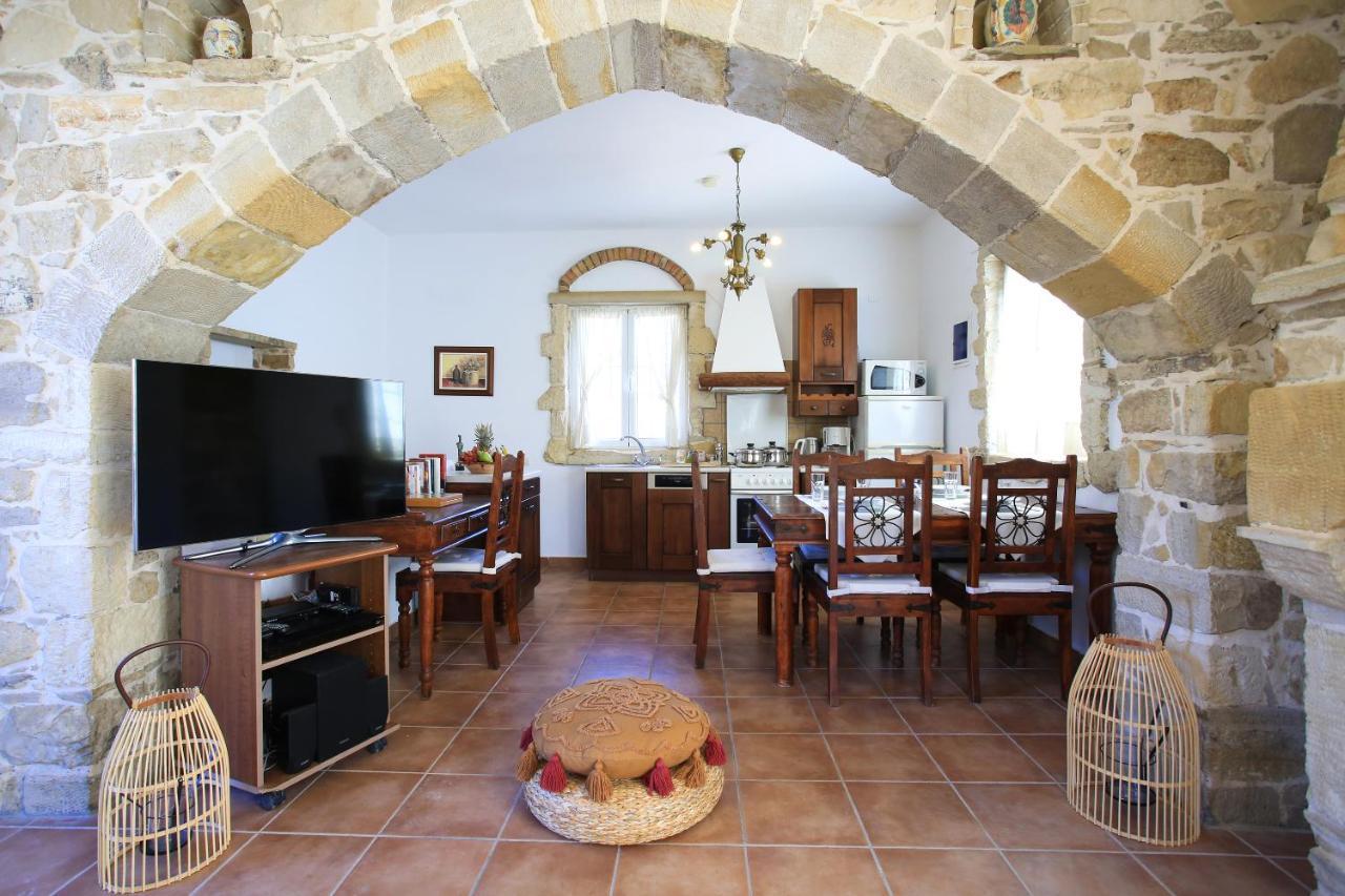 Villa Phaestias Kalamaki  Esterno foto