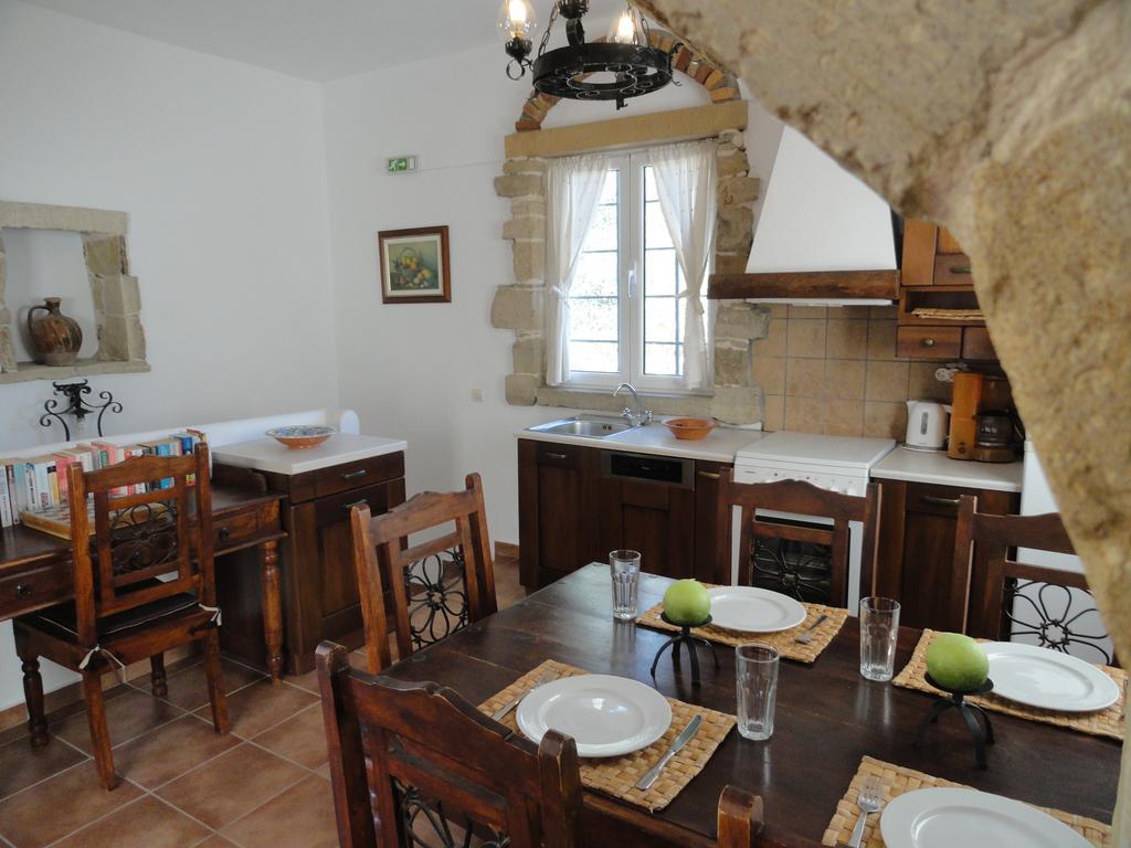Villa Phaestias Kalamaki  Esterno foto